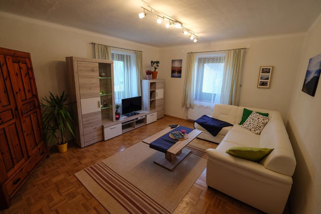 Apartmán Haus Hubertus Radnig Exteriér fotografie