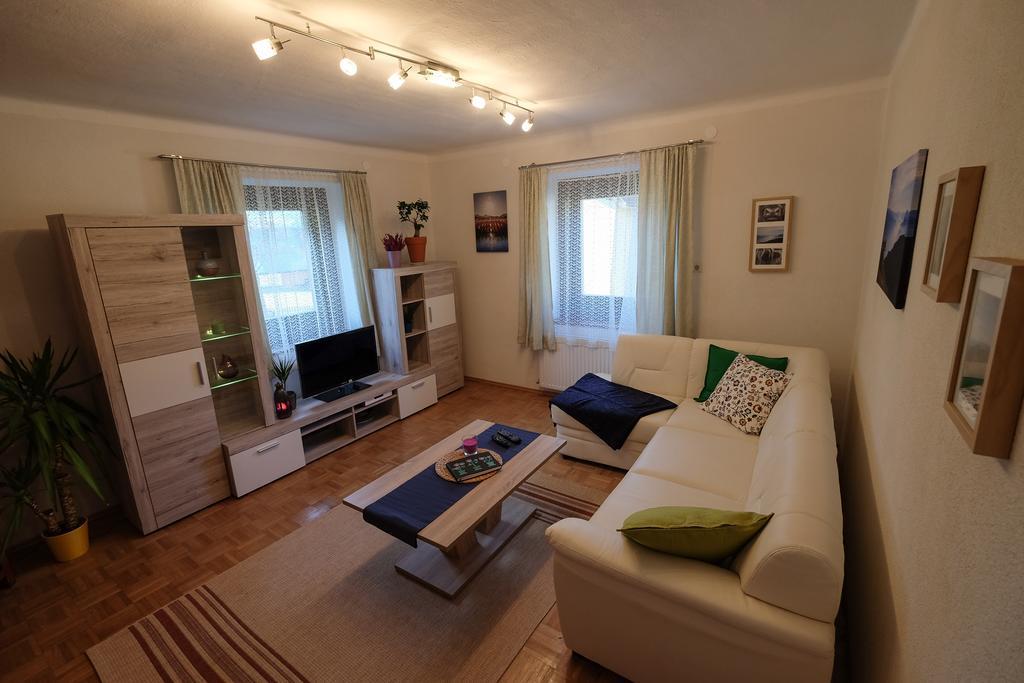 Apartmán Haus Hubertus Radnig Exteriér fotografie